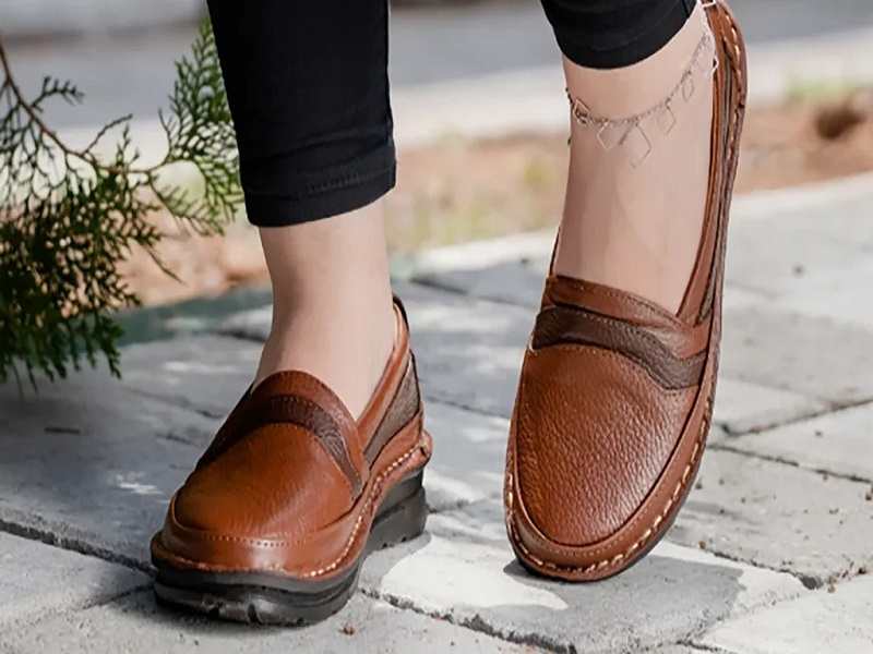 کفش طبی زنانه برای کف پای صاف