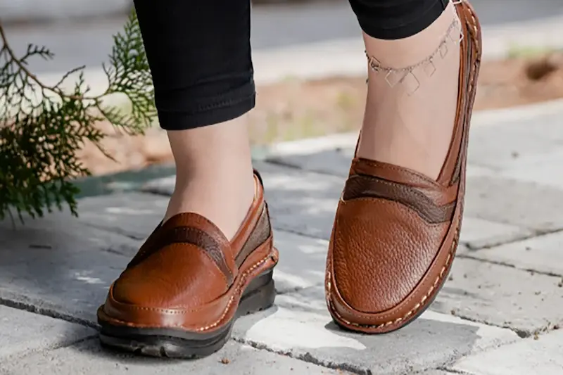 کفش طبی مناسب برای دیسک کمر
